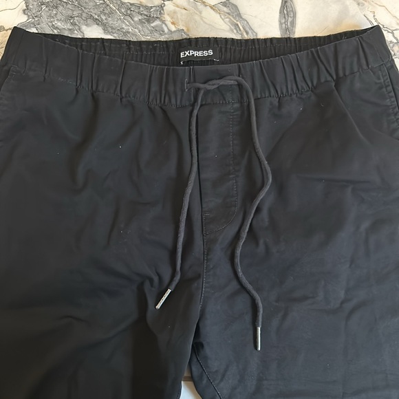 Express Elastic Waist Chino Jogger. Size medium. Color: Pitch Black - Picture 2 of 7